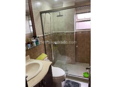 Casa de 4 alcobas en venta en San Jose, Sabaneta, 370 m² · foto 14 de 20
