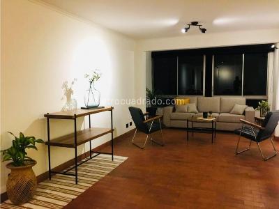 Apartamento de 2 alcobas en venta en El Poblado, Medellín, 113 m² · foto 2 de 12