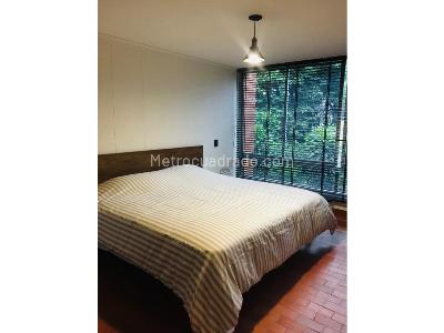 Apartamento de 2 alcobas en venta en El Poblado, Medellín, 113 m² · foto 4 de 12