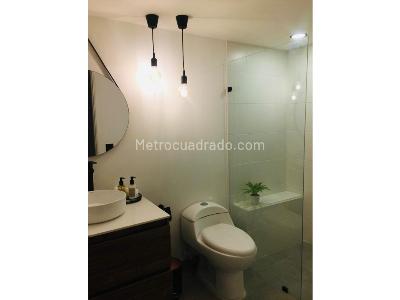 Apartamento de 2 alcobas en venta en El Poblado, Medellín, 113 m² · foto 11 de 12