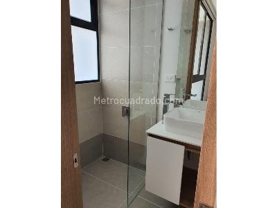 Apartamento de 3 alcobas en venta en El Poblado, Medellín, 183 m² · foto 14 de 20