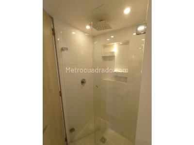 Apartamento de 3 alcobas en venta en Loma De Los Bernal, Medellín, 98 m² · foto 12 de 16
