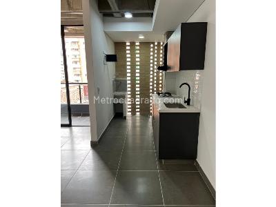 Apartamento de 2 alcobas en venta en Aves Maria, Sabaneta, 57 m² · foto 2 de 11