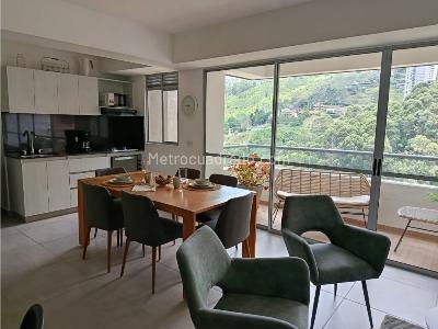 Apartamento de 3 alcobas en venta en Las Lomitas, Sabaneta, 89 m² · foto 3 de 13