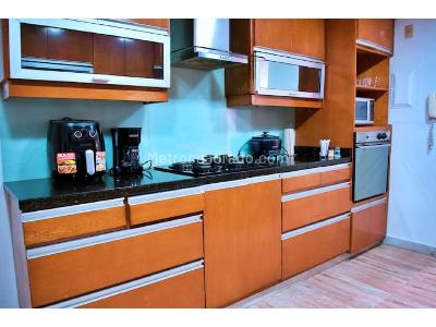 Apartamento de 5 alcobas en venta en El Poblado, Medellín, 232 m² · foto 13 de 20