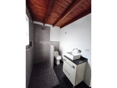 Casa de 3 alcobas en venta en La Mota, Medellín, 150 m² · foto 9 de 15