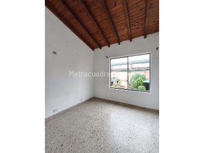 Casa de 3 alcobas en venta en La Mota, Medellín, 150 m² · foto 10 de 15