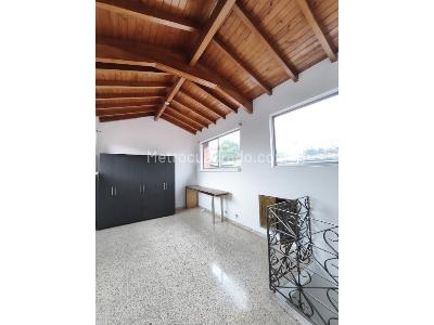Casa de 3 alcobas en venta en La Mota, Medellín, 150 m² · foto 14 de 15