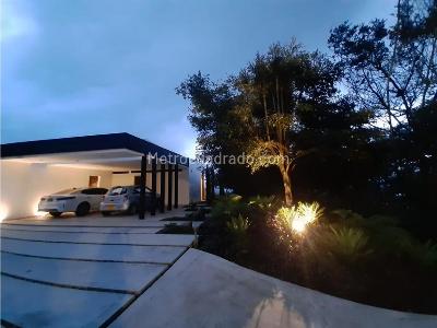 Casa de 4 alcobas en venta en Las Palmas, Medellín, 950 m² · foto 13 de 20
