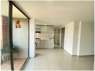Apartamento de 3 alcobas en venta en Castropol, Medellín, 87 m² · foto 4 de 18