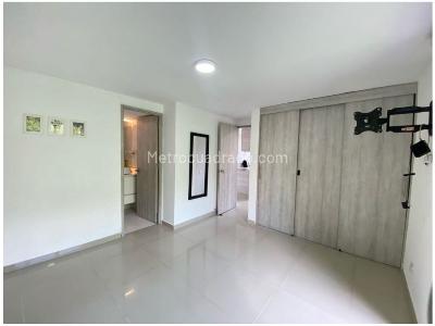 Apartamento de 3 alcobas en venta en Castropol, Medellín, 87 m² · foto 10 de 18