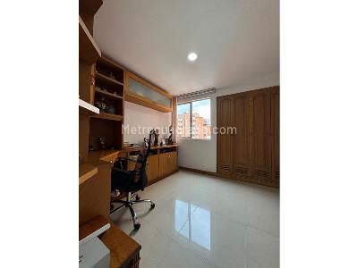 Apartamento en venta en Laureles, Medellín · foto 10 de 14
