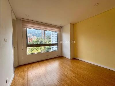 Apartamento en venta en El Poblado, Medellín · foto 6 de 13