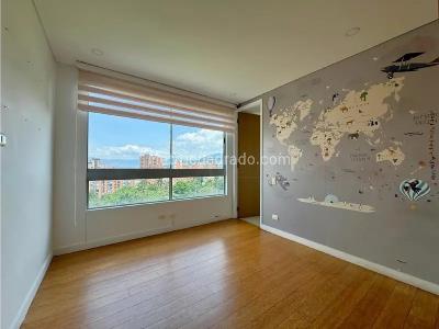 Apartamento en venta en El Poblado, Medellín · foto 8 de 13