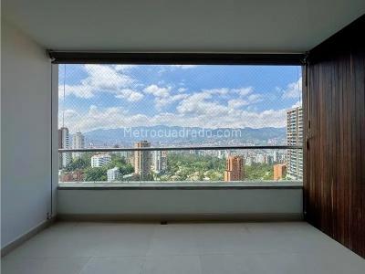 Apartamento en venta en El Poblado, Medellín · foto 9 de 13