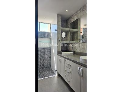 Apartamento de 3 alcobas en venta en El Poblado, Medellín, 165 m² · foto 17 de 20