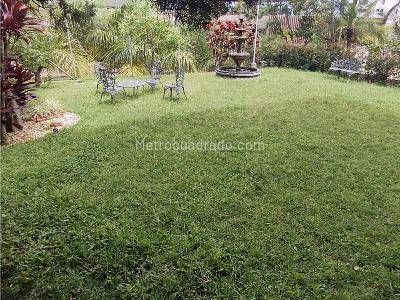 Casa de 3 alcobas en venta en El Poblado, Medellín, 505 m² · foto 8 de 20