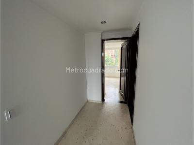 Apartamento en venta en El Poblado, Medellín · foto 7 de 11