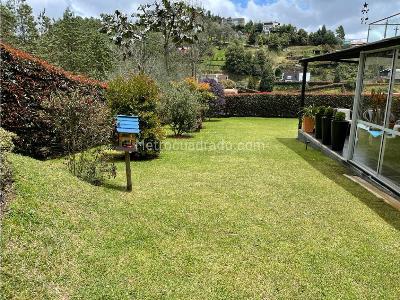 Casa de 5 alcobas en venta en Loma Del Escobero, Envigado, 230 m² · foto 16 de 20