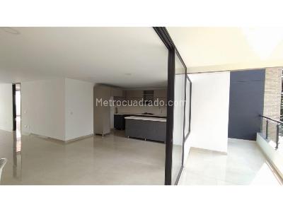 Apartamento de 2 alcobas en venta en La Castellana, Medellín, 180 m² · foto 8 de 20