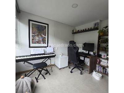 Apartamento en venta en Loma Del Indio, Medellín · foto 10 de 20