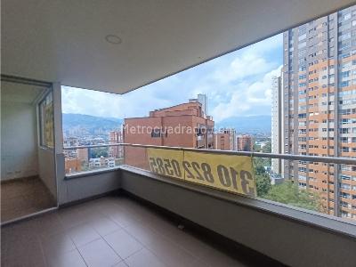 Apartamento de 3 alcobas en venta en El Poblado, Medellín, 136 m² · foto 3 de 20