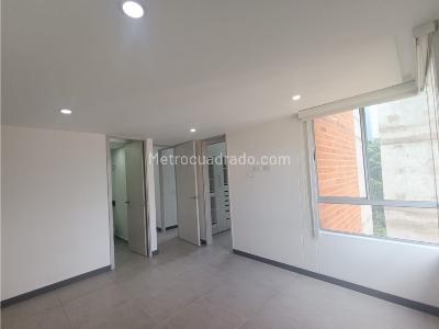 Apartamento de 3 alcobas en venta en Las Lomitas, Sabaneta, 89 m² · foto 14 de 20