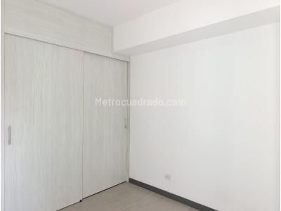 Apartamento de 3 alcobas en venta en Las Lomitas, Sabaneta, 89 m² · foto 15 de 20