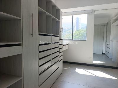 Apartamento de 3 alcobas en venta en Las Lomitas, Sabaneta, 89 m² · foto 18 de 20