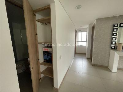 Apartamento en venta en San Julian, Medellín · foto 16 de 20