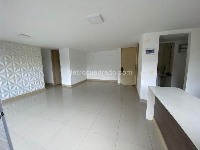 Apartamento en venta en Loma Del Indio, Medellín · foto 3 de 18