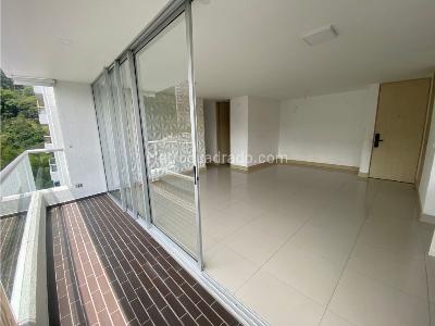 Apartamento en venta en Loma Del Indio, Medellín · foto 4 de 18