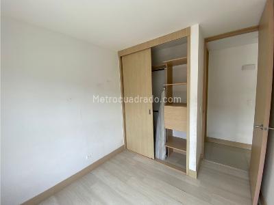 Apartamento en venta en Loma Del Indio, Medellín · foto 11 de 18