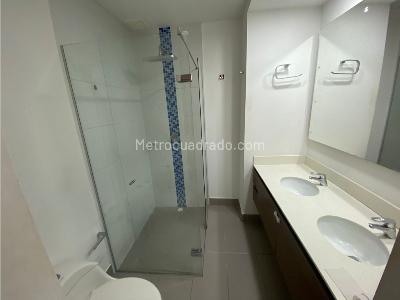 Apartamento en venta en Loma Del Indio, Medellín · foto 15 de 18