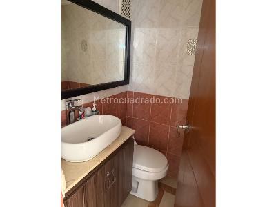 Casa de 3 alcobas en venta en La Mota, Medellín, 182 m² · foto 11 de 12