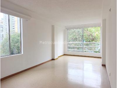 Apartamento en venta en Loma De Los Bernal, Medellín · foto 6 de 6