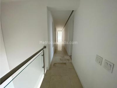 Apartamento de 4 alcobas en venta en El Poblado, Medellín, 321 m² · foto 14 de 20