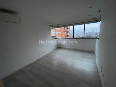 Apartamento de 4 alcobas en venta en El Poblado, Medellín, 321 m² · foto 17 de 20