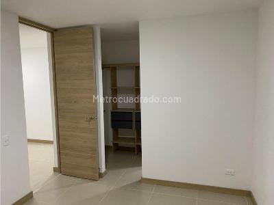 Apartamento de 2 alcobas en venta en Asdesilla, Sabaneta, 83 m² · foto 11 de 20