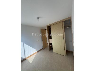 Apartamento de 2 alcobas en venta en San Remo, Sabaneta, 64 m² · foto 12 de 20