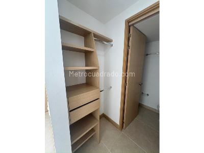 Apartamento de 2 alcobas en venta en San Remo, Sabaneta, 64 m² · foto 13 de 20