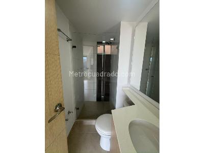 Apartamento de 2 alcobas en venta en San Remo, Sabaneta, 64 m² · foto 17 de 20
