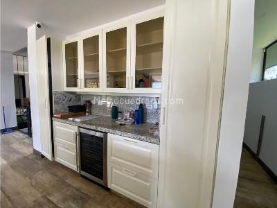 Casa de 4 alcobas en venta en Las Palmas, Envigado · foto 8 de 20