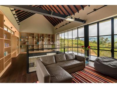 Casa de 4 alcobas en venta en Las Palmas, Envigado, 650 m² · foto 19 de 20
