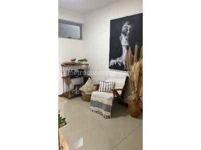 Apartamento de 3 alcobas en venta en Loma De Los Bernal, Medellín, 100 m² · foto 8 de 10