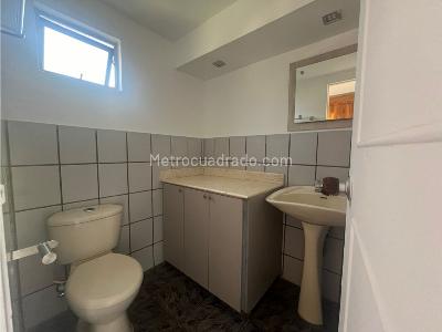 Casa de 3 alcobas en venta en La Mota, Medellín, 150 m² · foto 9 de 9
