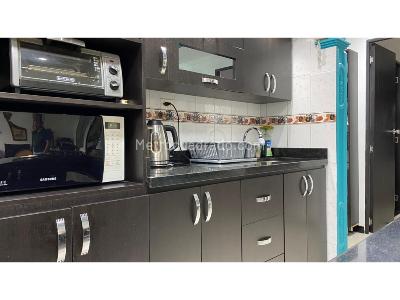 Apartamento de 4 alcobas en venta en Laureles, Medellín, 110 m² · foto 7 de 19