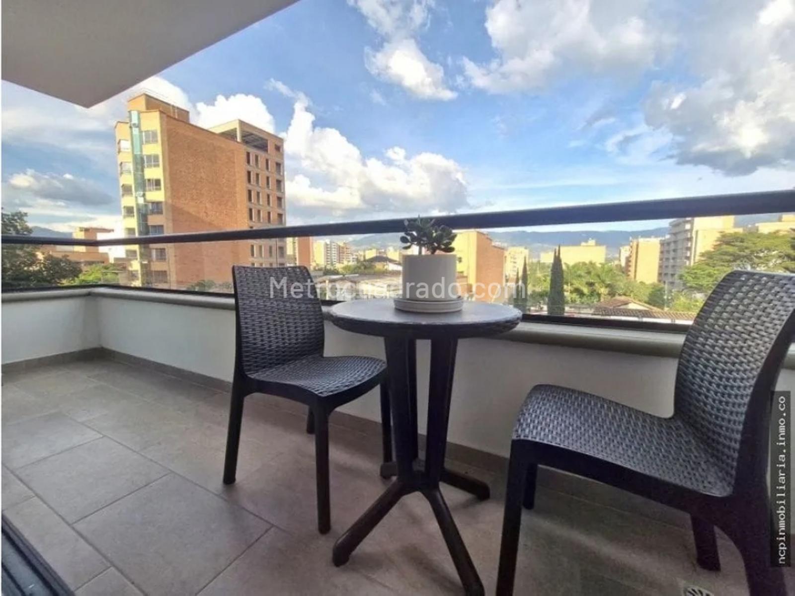 Apartamento de 3 habitaciones en venta en Laureles, Medellín — imagen 1 de 20