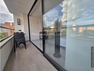 Apartamento de 3 alcobas en venta en Las Acacias, Medellín, 110 m² · foto 8 de 20
