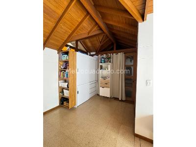 Casa de 5 alcobas en venta en Loma De Los Bernal, Medellín, 192 m² · foto 11 de 20